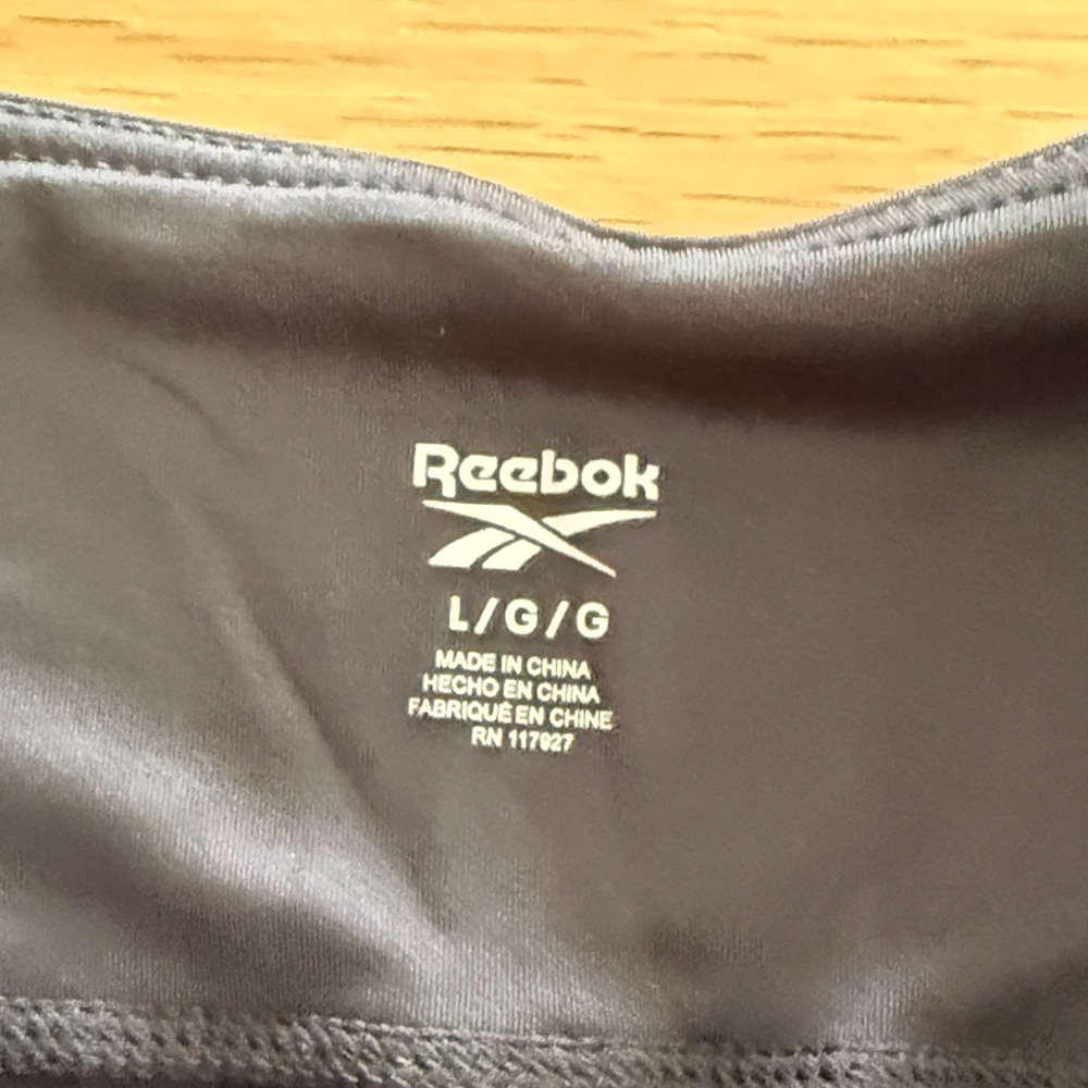 NWT Reebok Black Performance Pocket Leggings with Drawstring - Picture 4 of 8